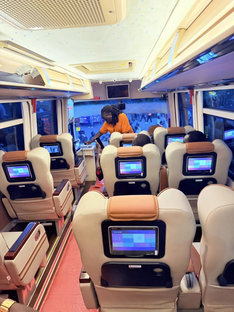 Bebeto Coach has a luxurious interior